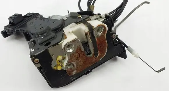 Mazda 2 Front door lock P3M71A219A64DH