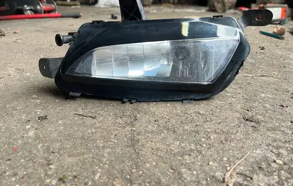 Opel Astra K Front fog light 13401154