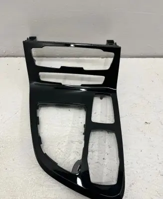 BMW 2 F46 Other center console (tunnel) element 928761110