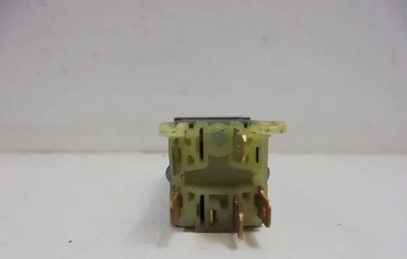 Skoda Felicia II Fog light switch 