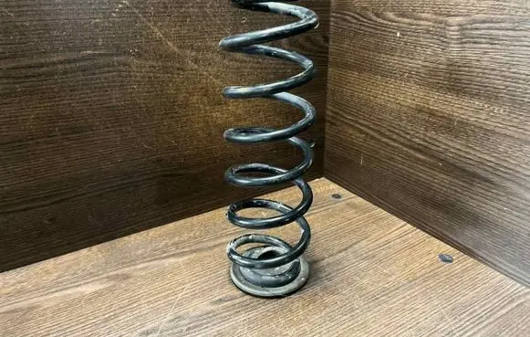 Volkswagen PASSAT B8 USA Rear coil spring 5Q0512149A CG30213033B