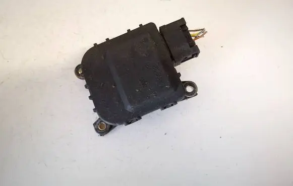 Volkswagen Bora Air flap motor/actuator 1j1907511c 0132801213