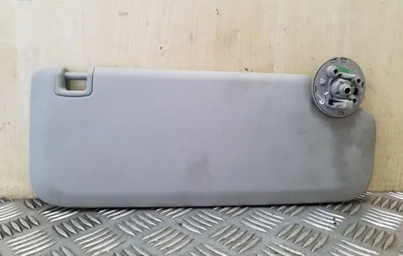 Opel Astra J Sun visor