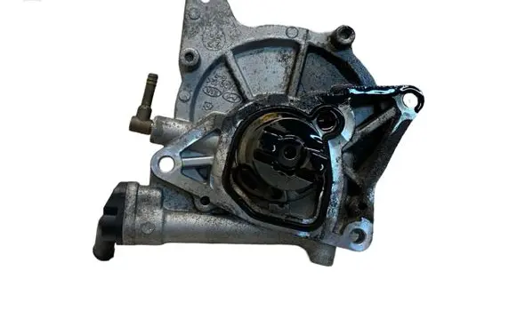 Hyundai Santa Fe Vacuum pump 288102F000
