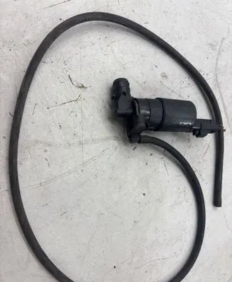 Toyota Aygo AB10 Windscreen/windshield washer pump 8200031805 7700430078 S289200004R