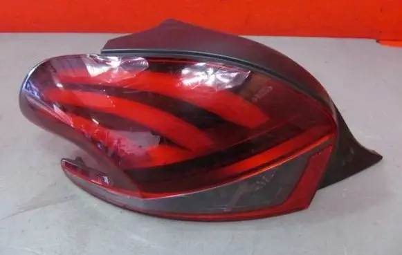 Peugeot 208 I Rear/tail lights P208LAMPALT