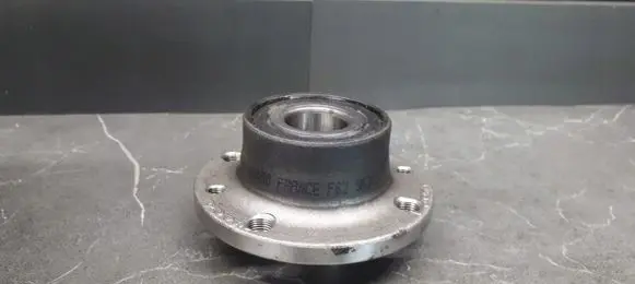 Fiat Punto (199) Front wheel hub tgb40490