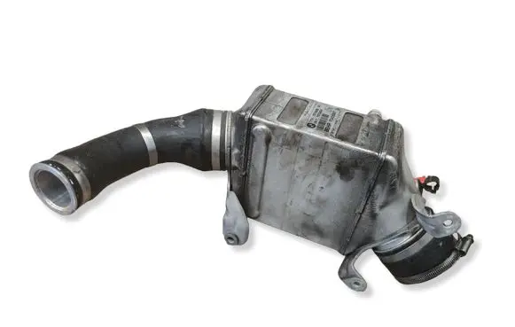 BMW 5 GT F07 Intercooler radiator 7575404