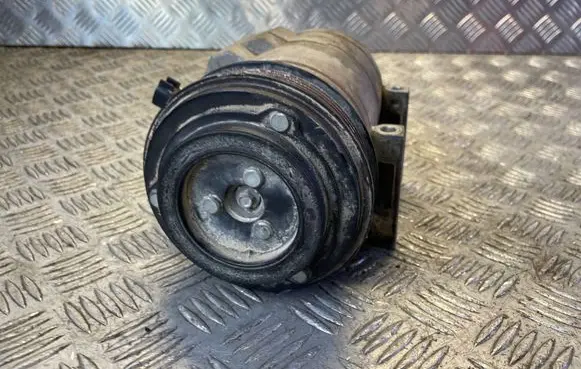 Dodge Durango III Air conditioning (A/C) compressor (pump) P68251535AE
