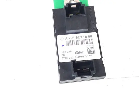 Mercedes-Benz CL C216 Aerial antenna amplifier A2218201889
