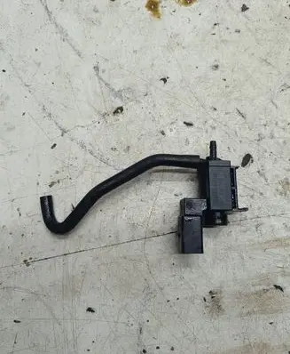 Volkswagen Touareg II Turbo solenoid valve 72288006