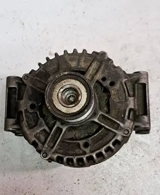 Mercedes-Benz CLS C219 Generator/alternator 0121715011