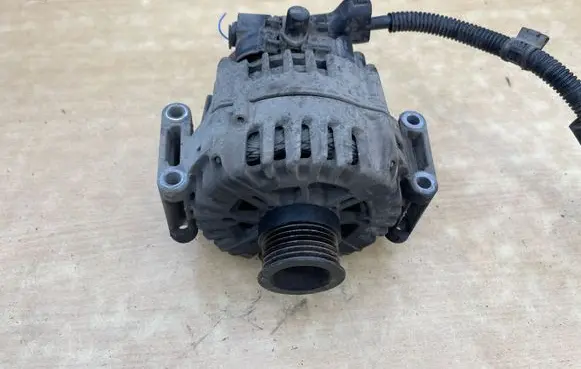 Mercedes-Benz E W212 Generator/alternator A0009068504