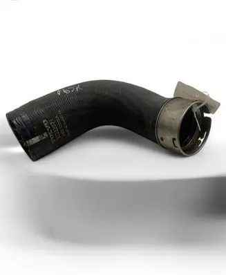 Volvo XC90 Intercooler hose/pipe 32222071