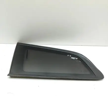 Volvo V60 Rear side window 32132156