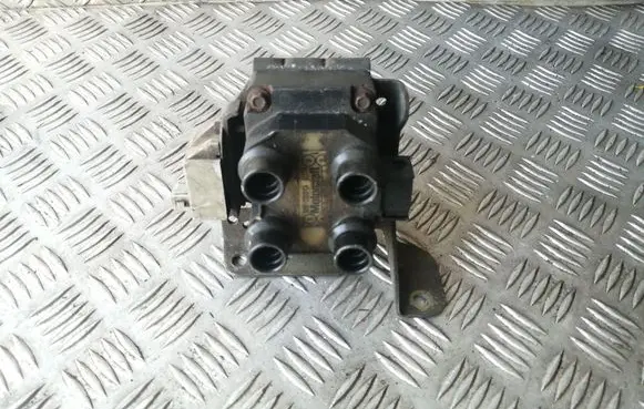 Ford Escort High voltage ignition coil 928F12029CA 93AB12A019AA 0310025012