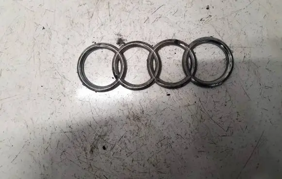 Audi A4 S4 B5 8D Manufacturer badge logo/emblem 