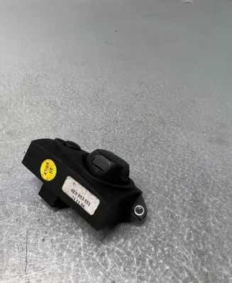 Audi A6 S6 C6 4F Steering wheel adjustment switch 4E0953551
