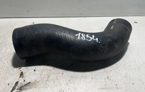 Toyota Avensis T270 Intercooler hose/pipe