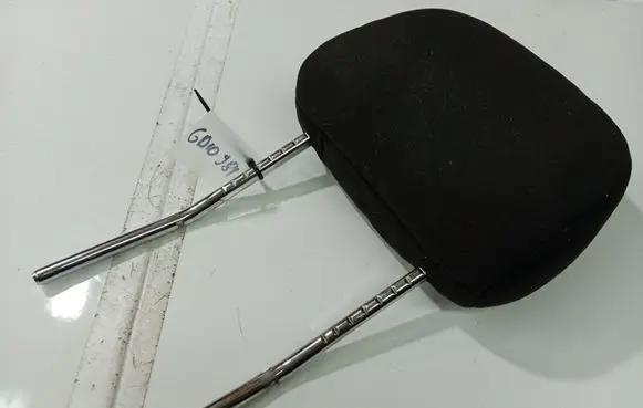 Toyota Corolla Verso AR10 Front seat headrest 
