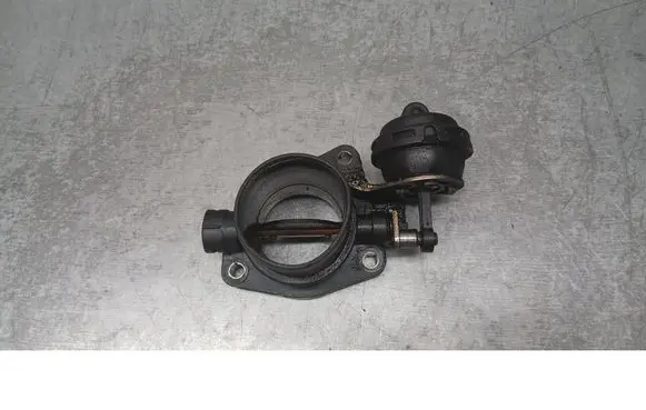 Volvo S40, V40 Throttle valve 