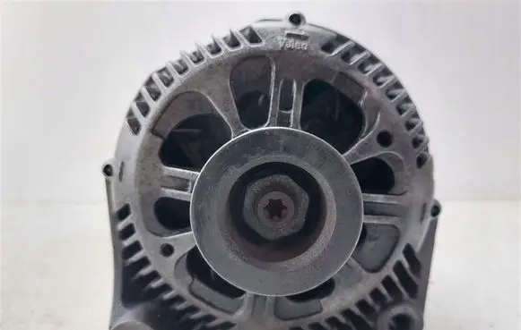 Opel Omega B2 Generator/alternator 24451624YC