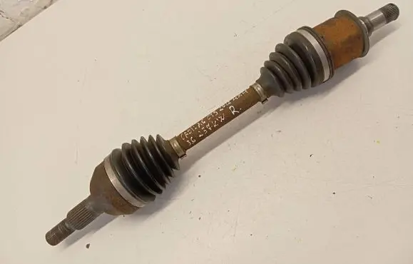 Cadillac CTS Front driveshaft
