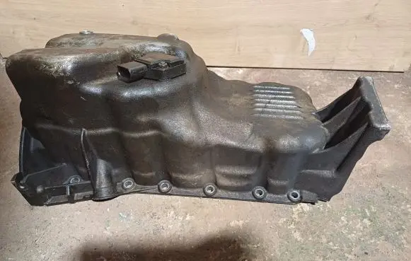 BMW 5 E60 E61 Oil sump 780307105 13992010