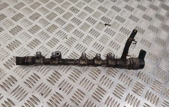 Toyota Verso-S Fuel main line pipe 2328033020 2381033030