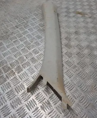 Volvo XC40 (A) pillar trim 631230812 27092020