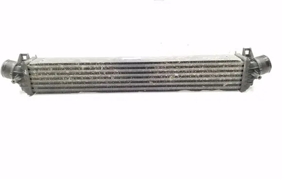 Alfa Romeo Giulietta Intercooler radiator 50517002 U7895002