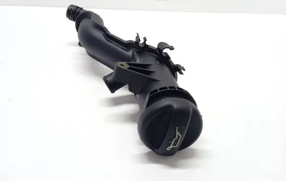 Citroen C4 Grand Picasso Oil fill pipe 9654733980