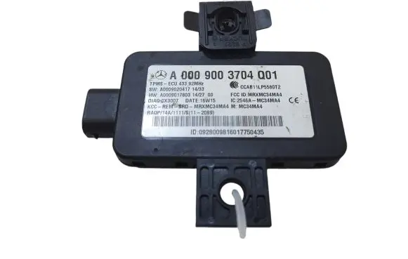 Mercedes-Benz A W176 Tire pressure control unit A0009003704