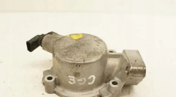 Audi A6 S6 C6 4F Fuel pump bracket 06E103535A