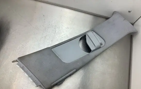 Mercedes-Benz E W211 (B) pillar trim (top) A2116903430 SR5557R 2118301454