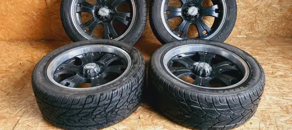 Dodge Durango R20 alloy rim 