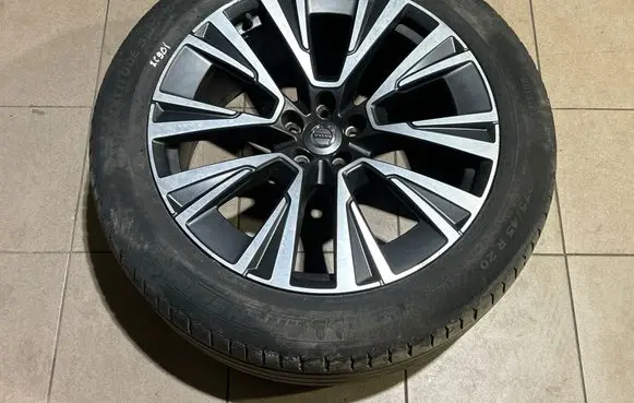 R20 alloy rim