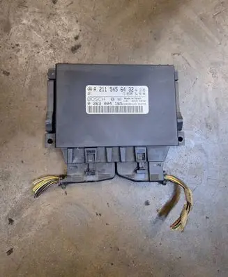 Mercedes-Benz E W211 Parking PDC control unit/module A2115456432 0263004165