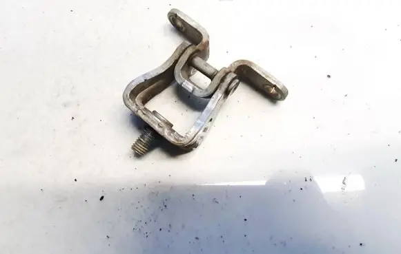 Skoda Octavia Mk2 (1Z) Tailgate/trunk/boot hinge 1z5827301