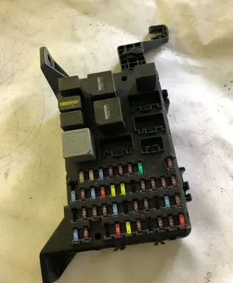 Ford Mondeo Mk III Fuse box set 4S7T14A073AA 40320458