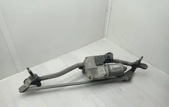 Audi A4 S4 B8 8K Front wiper linkage and motor 8K2955119A 8J2955119