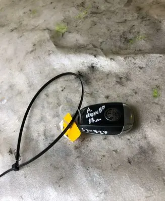 Alfa Romeo Giulia Ignition key/card 