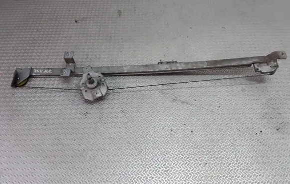 Volkswagen Transporter - Caravelle T4 Front door manual window regulator 