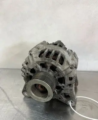 Renault Clio III Generator/alternator 8200654541