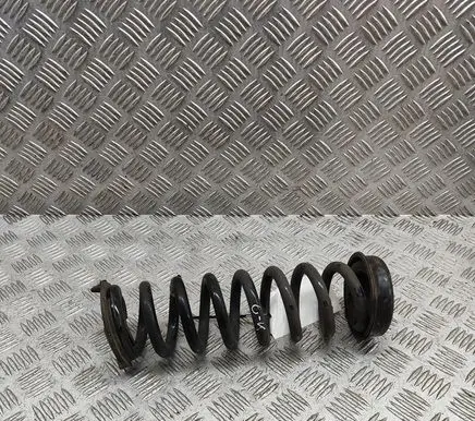 BMW 4 F32 F33 Rear coil spring 6851929