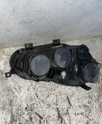 Volkswagen Polo IV 9N3 Headlight/headlamp