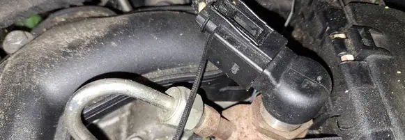 Citroen C4 I Picasso Fuel injector 9658194180