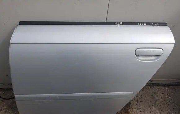 Audi A3 S3 8P Rear door 