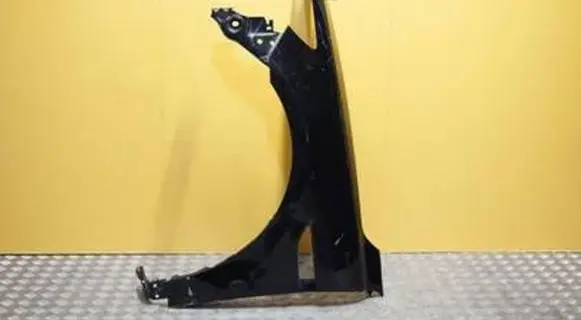 Ford Taurus Fender FORD-TAURUS 1832