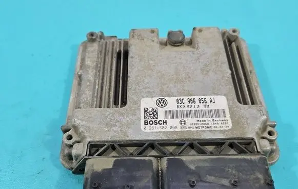 Volkswagen Golf V Engine control unit/module ECU 03C906056AJ IMPRK1552452